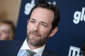 卢克·佩里（Luke Perry）在田纳西州安息，今晚有死亡证明/娱乐节目